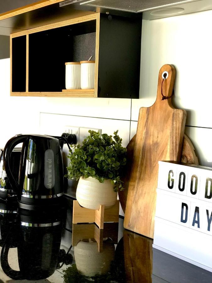 Onehunga Garden Tinyhouse With Parking Ξενοδοχείο Όκλαντ Εξωτερικό φωτογραφία